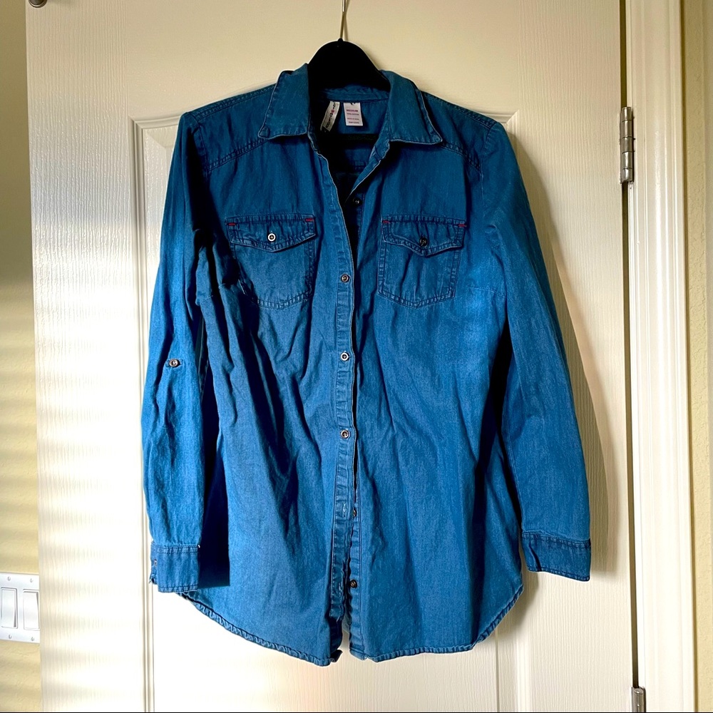 Planet motherhood chambray denim shirt M